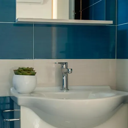 Casa Vacanze Fronte Appartamento *