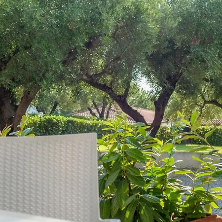 Casa Vacanze Fronte Apartment *