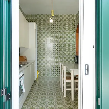 Casa Vacanze Fronte Appartamento *