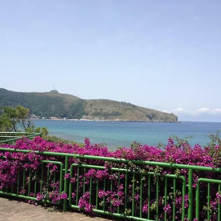Casa Vacanze Fronte *